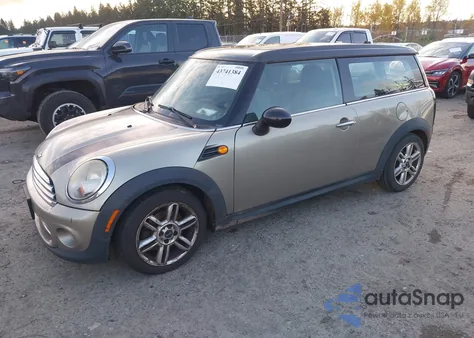 2011 Mini Cooper Clubman из США, поврежденный, VIN WMWZF3C56BTY00069